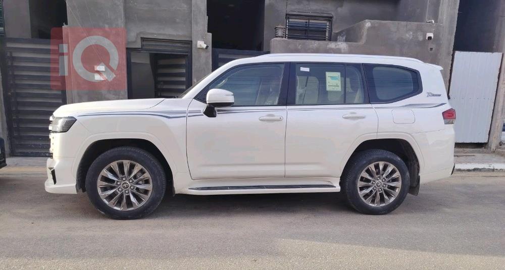 تويوتا لاندكروزر